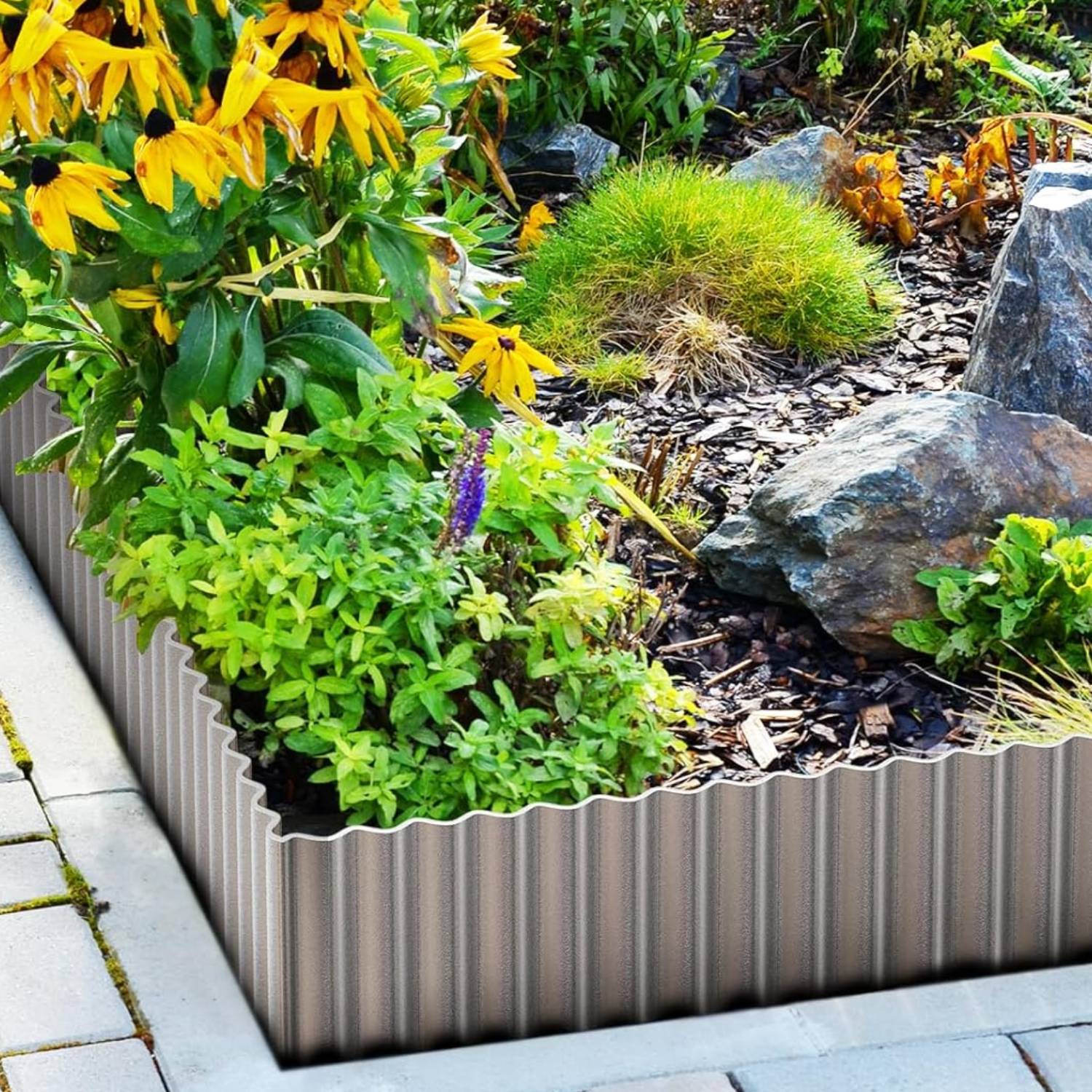 Iron Garden Edging: image 1